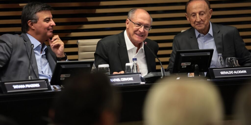 Alckmin Afirma que Adoção da Jornada Reduzida de Trabalho é uma Tendência Global Irreversível