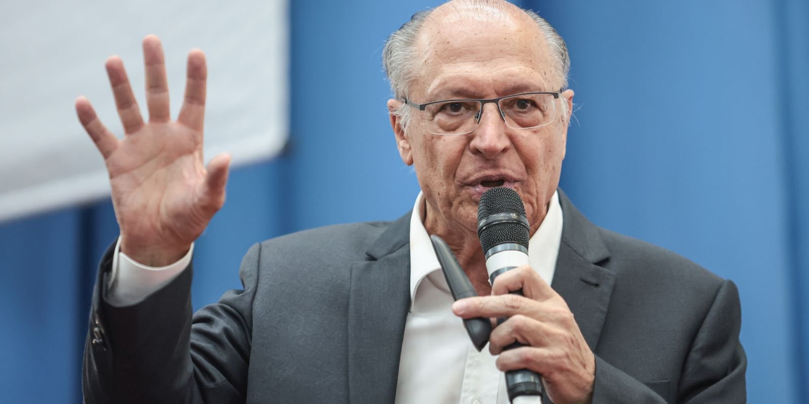 Alckmin Revela Novas Diretrizes para Salvaguardas em Acordos Comerciais: Impactos e Oportunidades para o Mercado Brasileiro