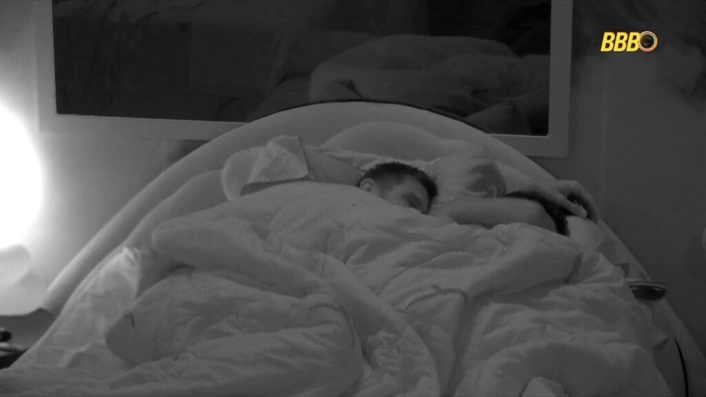 BBB 26: Após a Eliminação de Maxiane, Jonas e Marciele Revelam Novos Rumos e Dividem Cama; Confira os Detalhes!