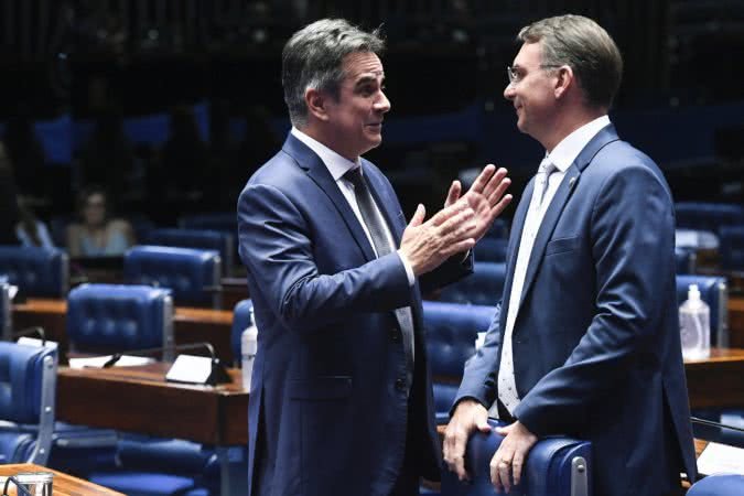 Ciro Nogueira Estipula Condições para Aliança com Flávio Bolsonaro: O que Está em Jogo na Política Brasileira?