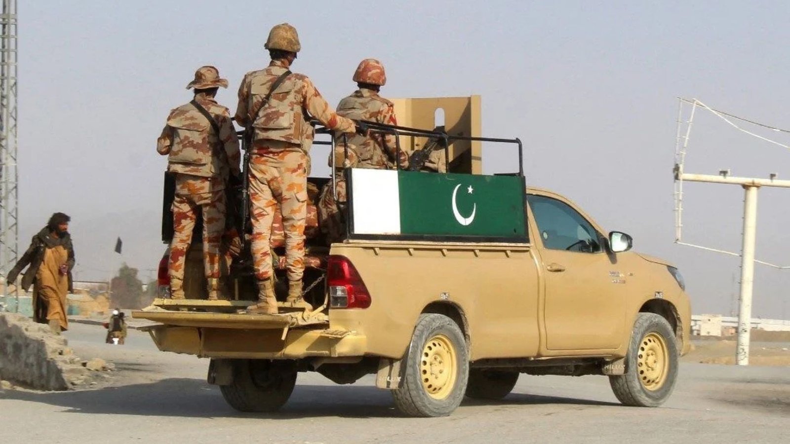 Conflito entre Paquistão e Afeganistão: Causas, Consequências e Perspectivas para a Paz