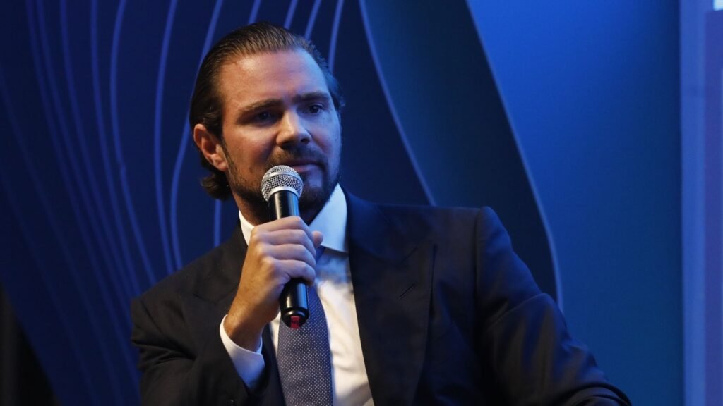 Dono do Banco Master Desiste de Comparecer à CPMI por Medo de Constrangimento, Revelam Fontes Próximas