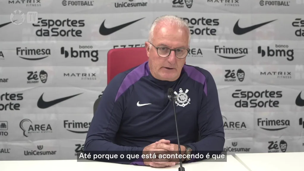 Dorival Alerta: Redução de Estrangeiros no Futebol Brasileiro é Imperativa para Evitar Consequências Drásticas