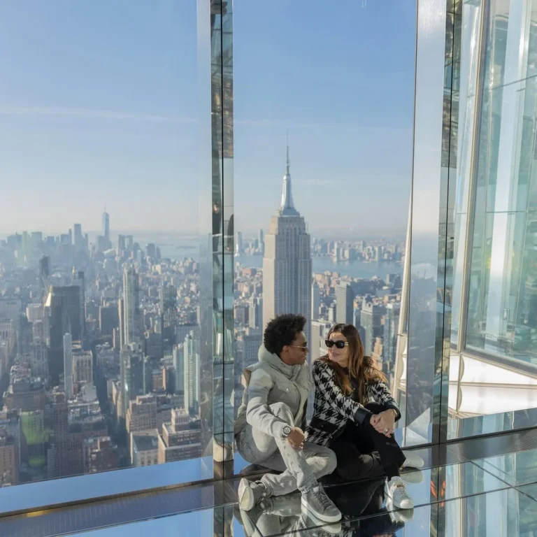 Esposa de Atleta do Grêmio Aciona Justiça Contra Ex-Funcionária por Cobrança de R$ 4 Mil