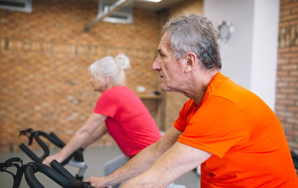Exercícios Físicos: Corrida e Musculação Como Aliados na Busca por uma Longevidade Saudável