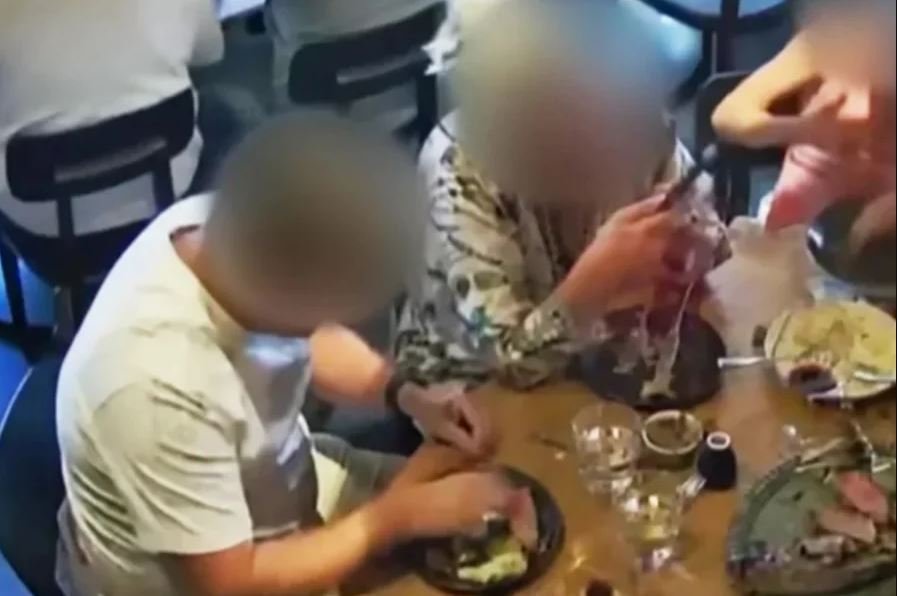 Família Aplica Truque Surpreendente para Evitar Pagamento de Conta de R$ 2 Mil em Restaurante; Entenda o Caso