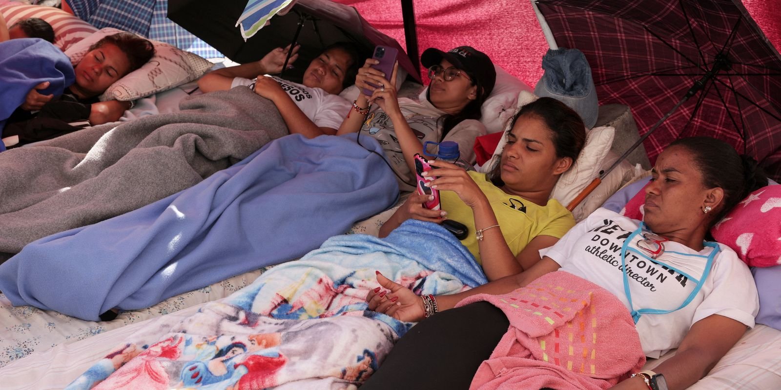 Famílias de Detentos Políticos Iniciam Greve de Fome em Caracas em Protesto por Liberdade