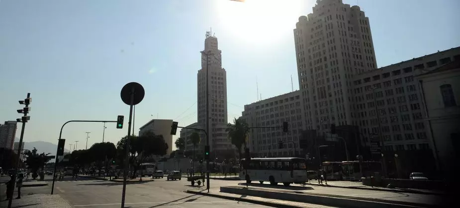 Frente Fria Avança pelo Sudeste: Calor Intenso Predomina em Grande Parte do Brasil; Confira as Previsões Meteorológicas