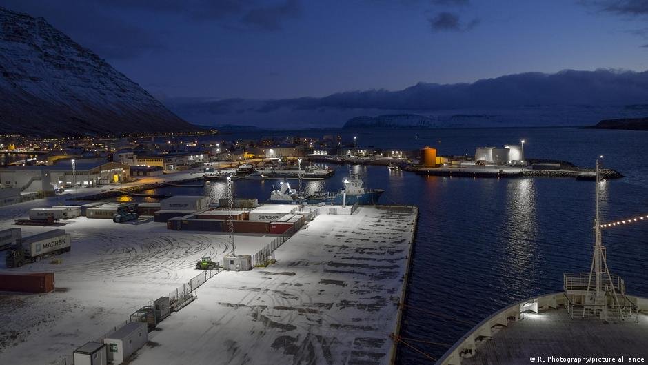 Irlanda Convoca Referendo Histórico para Decidir Adesão à União Europeia: O Futuro da Nação em Jogo