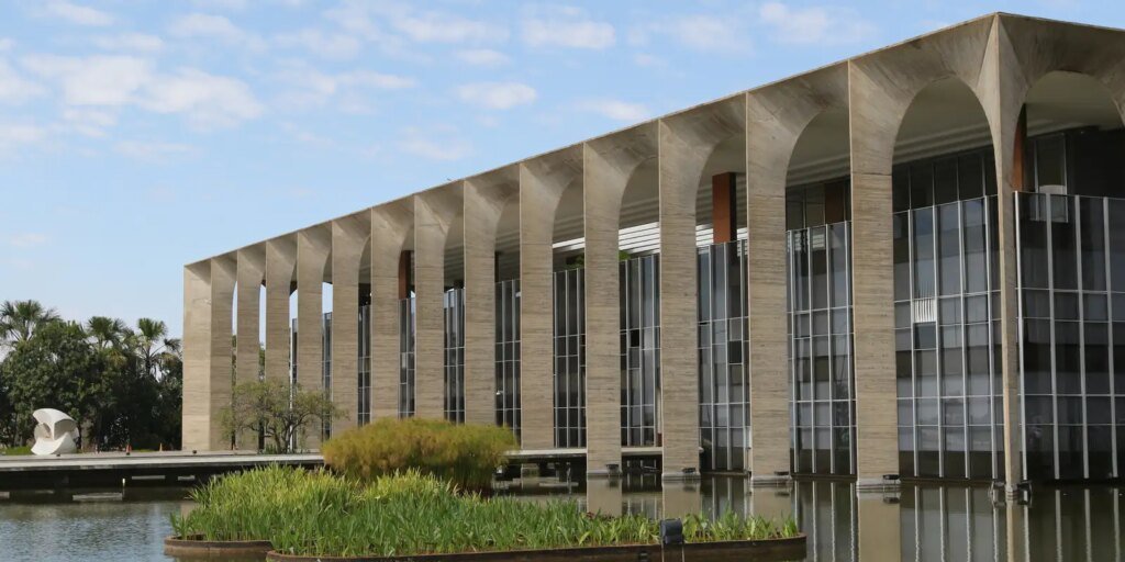 Itamaraty Emite Aviso Urgente sobre Golpes de Emprego no Sudeste Asiático: Proteja-se Contra Fraudes