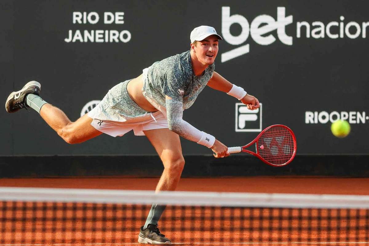 João Fonseca Enfrenta Desafio na 2ª Rodada do Rio Open: Confira Onde Assistir e Detalhes do Confronto