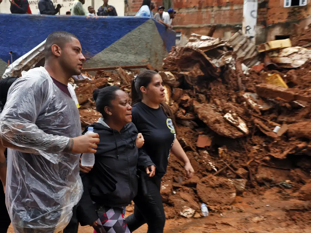 Morador de Juiz de Fora Enterra Familiar e Retorna ao Local para Tentar Resgatar Irmã Soterrada: 'A Situação é Desesperadora'