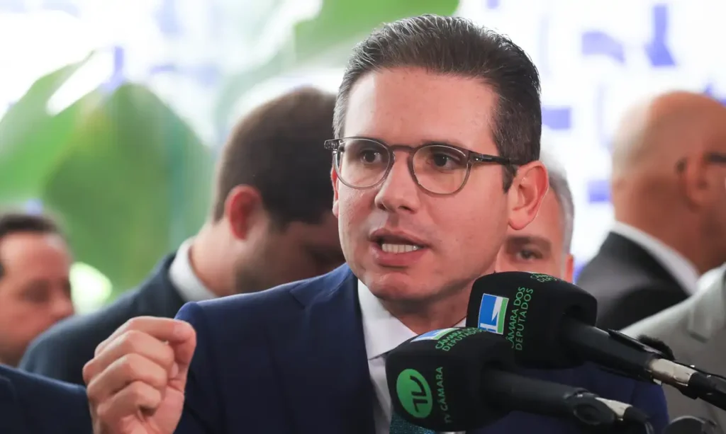 Motta Anuncia Debates sobre Tarifa Zero em Estratégia para Reaproximação com Lula e Recuperação da Popularidade