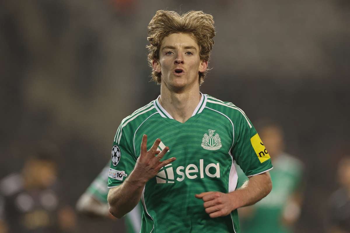 Newcastle Brilha na Champions: Vitória Convincente sobre Qarabag Aproxima Classificação para as Oitavas