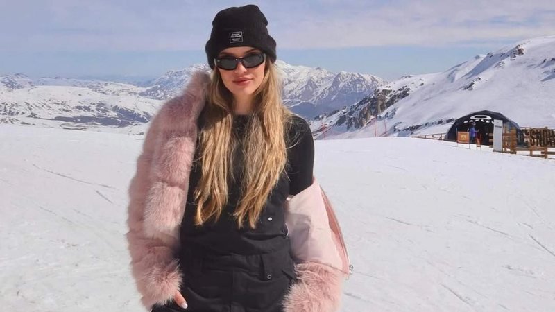 Nos Bastidores das Babás de Milionários: Do Luxo no Iate de DiCaprio ao Cuidado com Minigalinhas