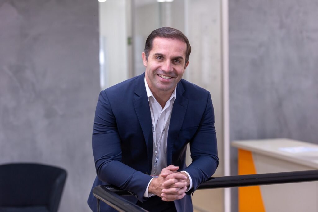 Padtec Inova com Reestruturação Estratégica e Expansão em Serviços de Data Center e Inteligência Artificial