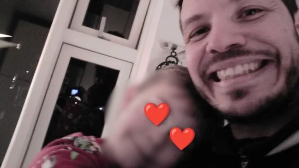 Pai Faz Apelo Emocionante Contra Transição de Gênero do Filho de 10 Anos: Uma Questão de Amor ou Preocupação?