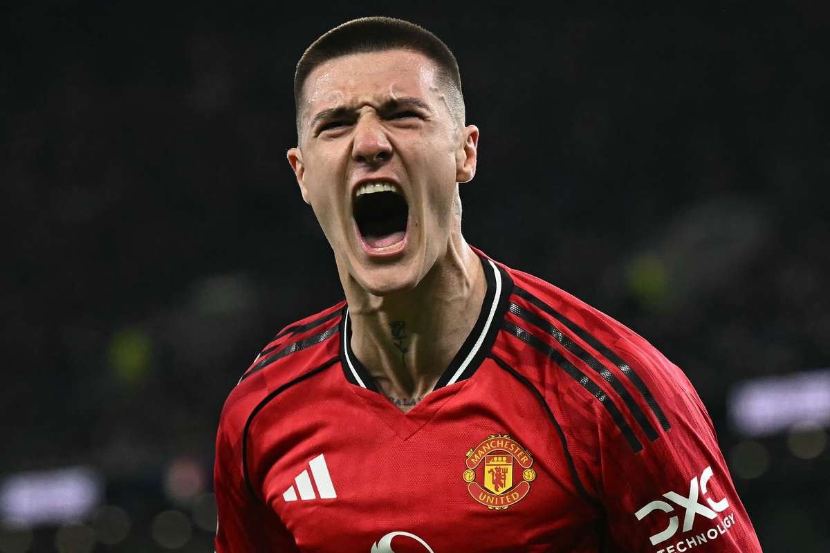 Premier League: Manchester United Reencontra o Caminho da Vitória ao Derrotar o Everton e Retorna ao G4