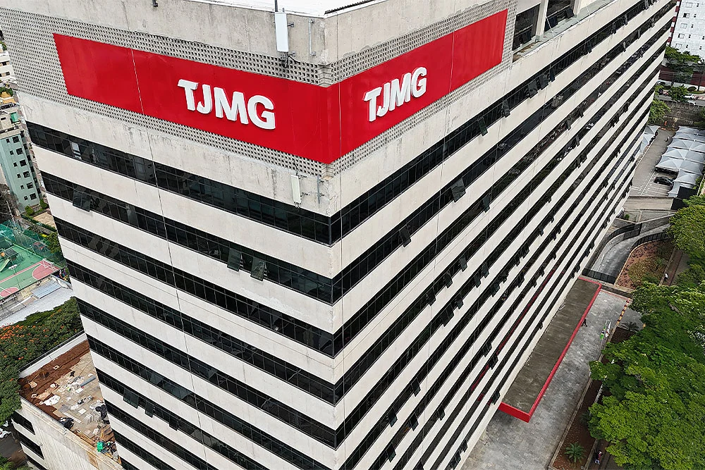 Relator Justifica Absolvição em Caso de Estupro ao Classificar Menina e Adulto como 'Jovem Casal'