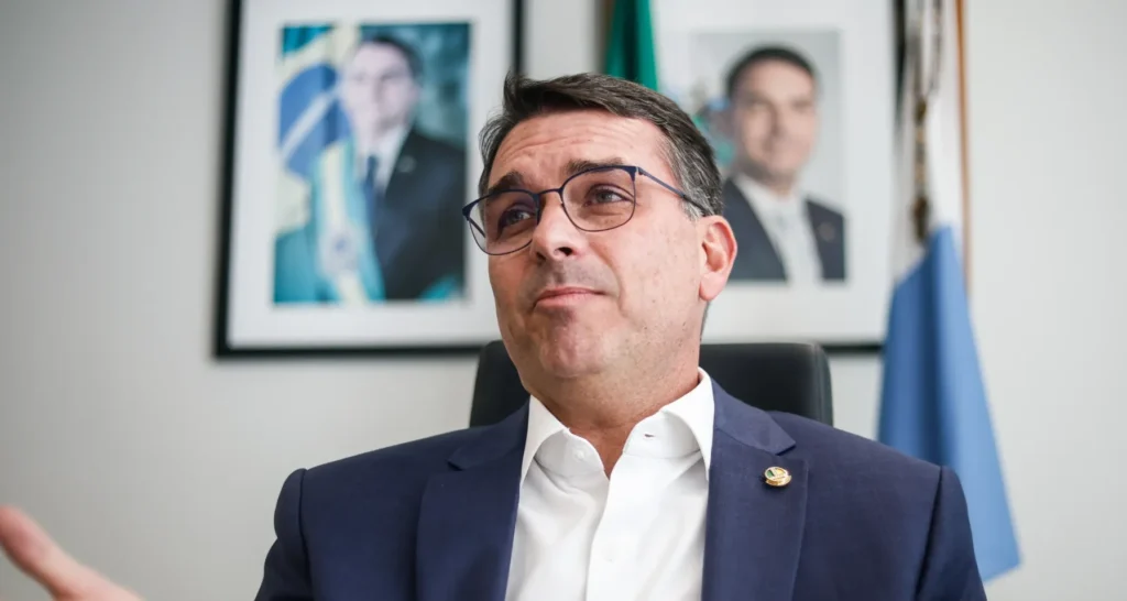 Revelações da Cúpula do PL Indicam Possível Mudança na Vice de Tarcísio em Projeção para 2024