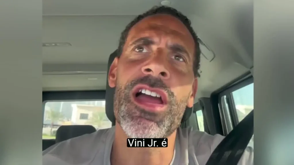 Rio Ferdinand apoia Vini Jr e critica racismo no futebol: 'Um ato de ignorância e estupidez'