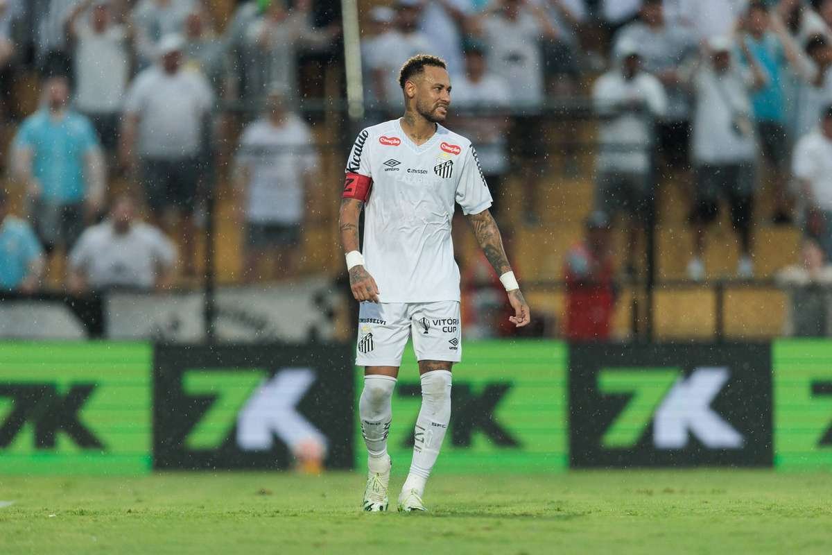 Santos e Vasco se Enfrentam: Guia Completo de Transmissão, Escalações e Odds para o Grande Confronto