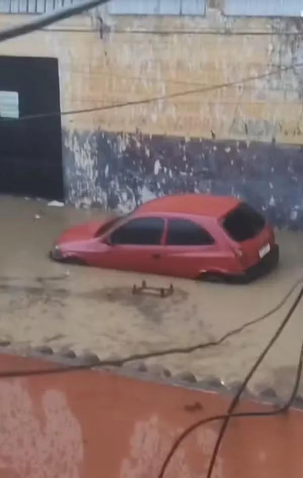 Tempestade Devastadora No Rio de Janeiro: Baixada Fluminense Registra os Maiores Estragos