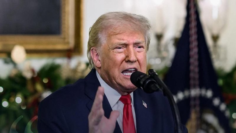 Trump Desafia Decisão da Suprema Corte e Eleva Taxas de Importação para 15%, Aumentando Tensão Comercial