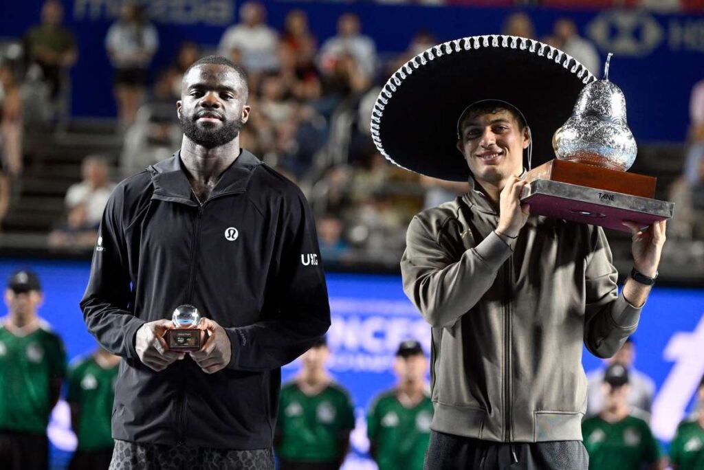 ATP 500 de Acapulco: Cobolli Derruba Tiafoe e Conquista o Título em Grande Estilo