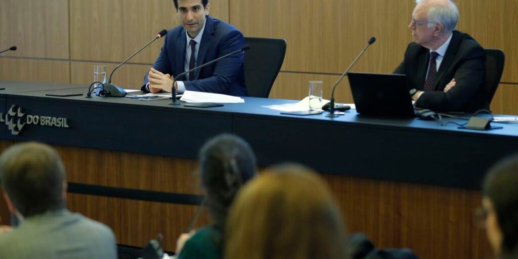 Análise do Banco Central: Margens de Manobra para Avaliar Efeitos da Guerra em Galípolo no Brasil