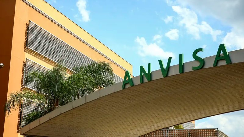 Anvisa autoriza novo medicamento para câncer de pulmão