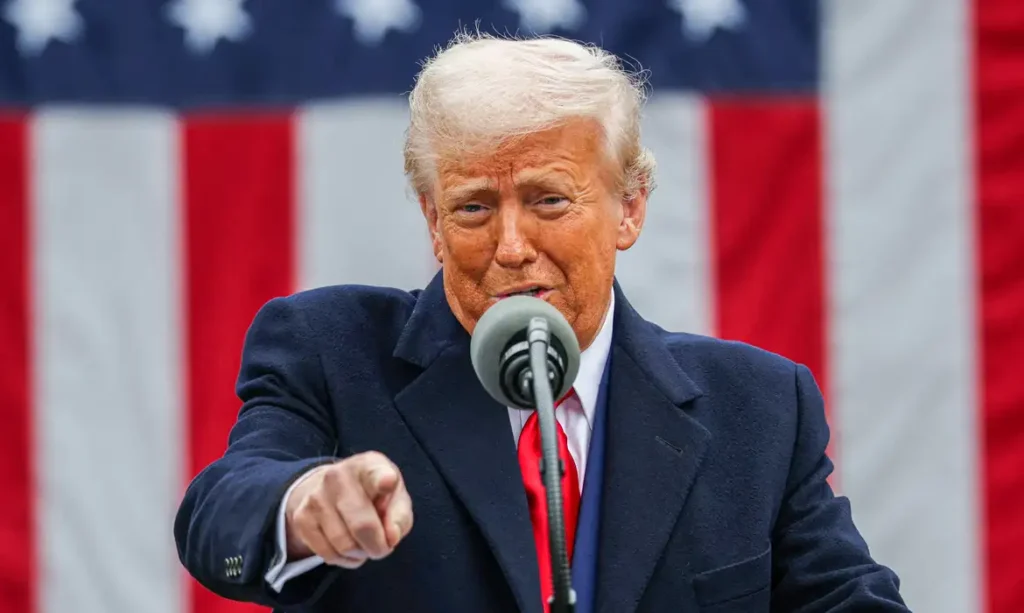 , Aprovação de Donald Trump cai a 36% e atinge mínima