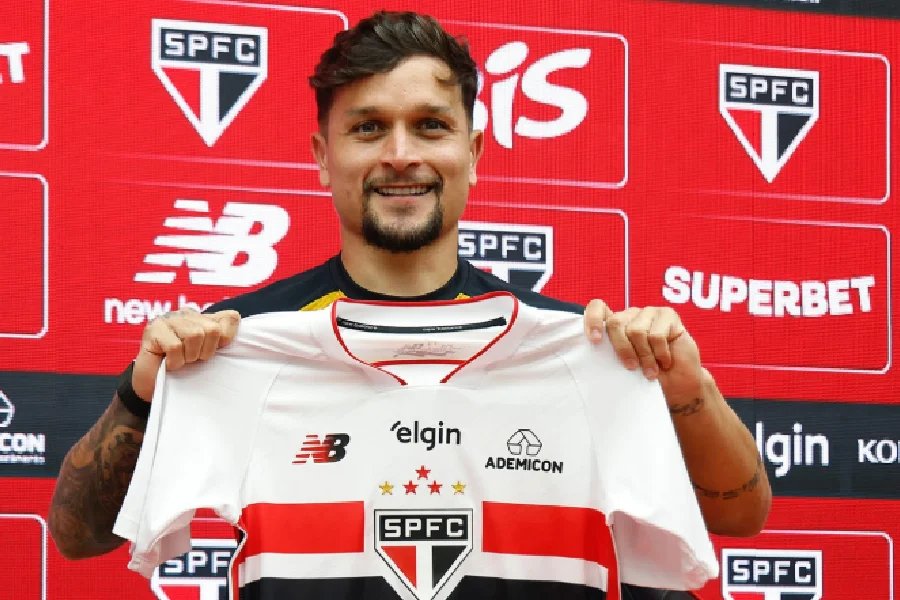 Artur Revela a Influência Crucial de Roger Machado na Conquista do Acordo