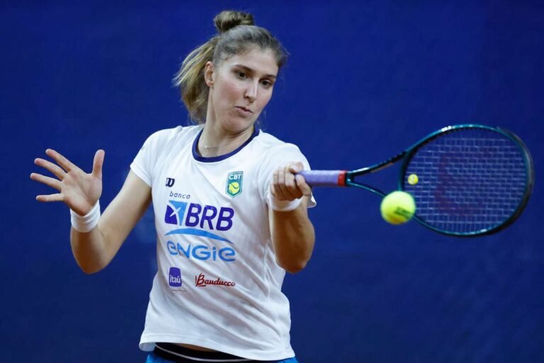 Bia Haddad Abandona BJKC e Brasil Convoca a Promissora Victoria Barros, de 16 Anos, para o Torneio