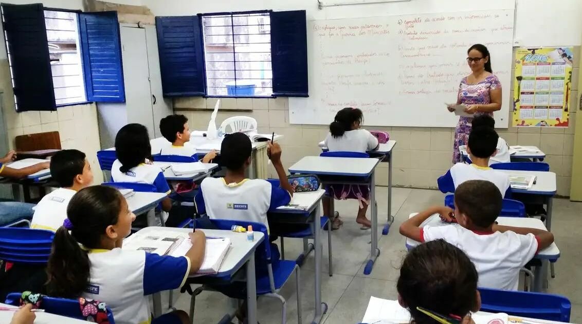 Escolas terão conteúdos de prevenção à violência contra a mulher