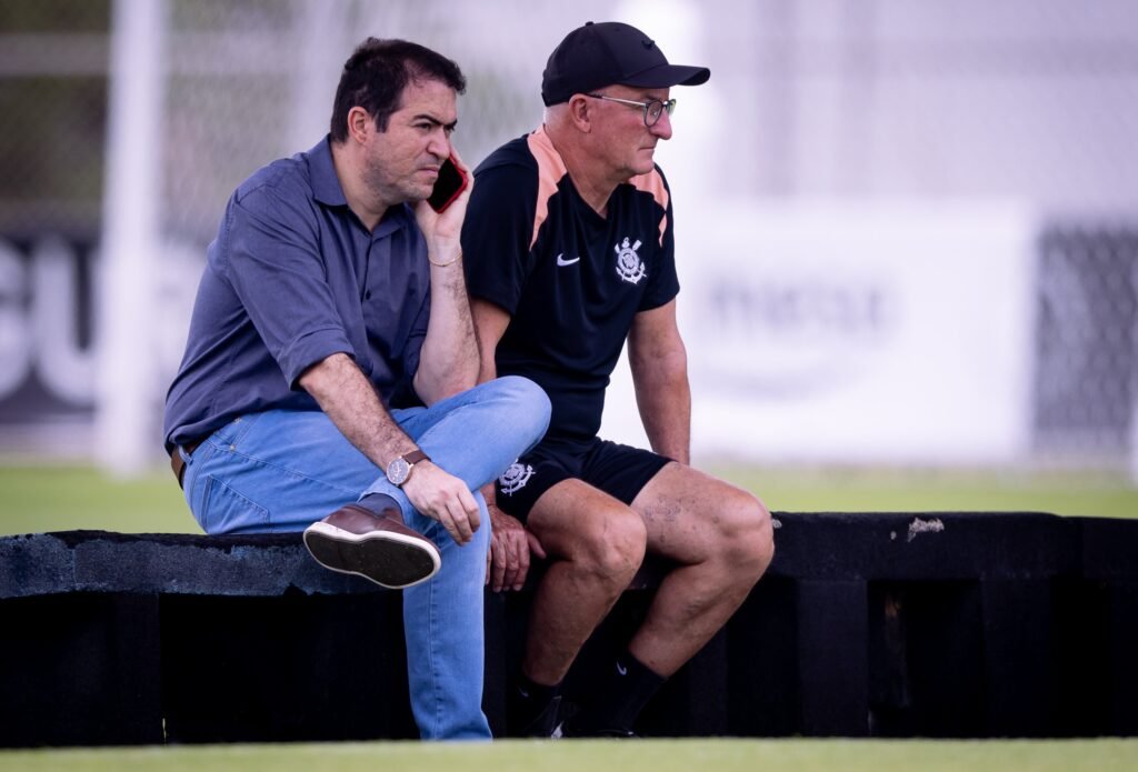 Corinthians Define Elenco com 11 Desfalques e 7 Novos Reforços para a 1ª Fase da Libertadores