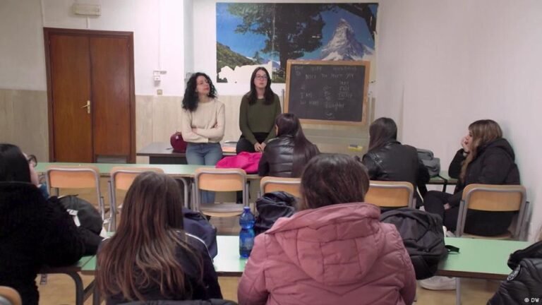Debate Acirrado: Educação Sexual nas Escolas Italianas Gera Conflitos entre Pais e Educadores