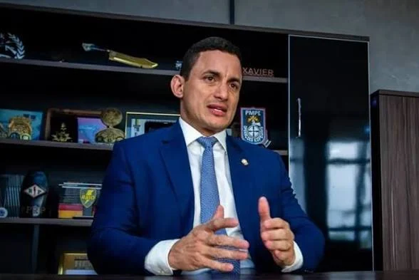 , Delegado apurou fraude em concursos, mas virou aliado do esquema, diz PF