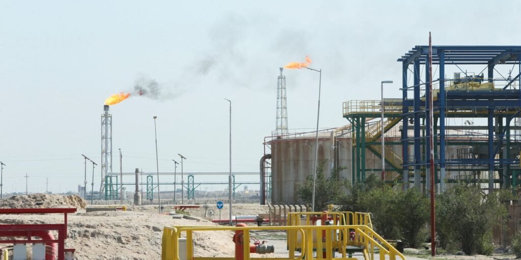 EUA Reavaliam Estratégias: Pressão Econômica do Irã Impulsiona Novos Desafios Diplomáticos