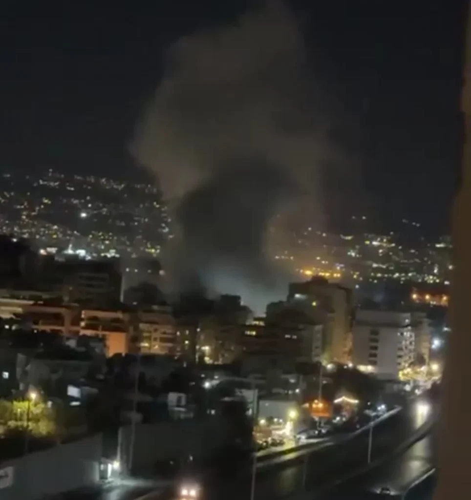 Explosões Devastadoras na Zona Diplomática da Arábia Saudita: Embaixada dos EUA em Chamas