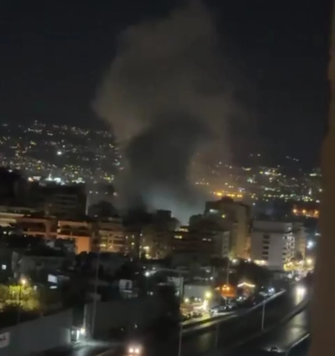 Explosões Devastadoras na Zona Diplomática da Arábia Saudita: Embaixada dos EUA em Chamas