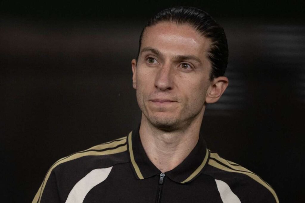 Flamengo Anuncia Demissão de Filipe Luís: O Que Isso Significa para o Futuro do Clube?