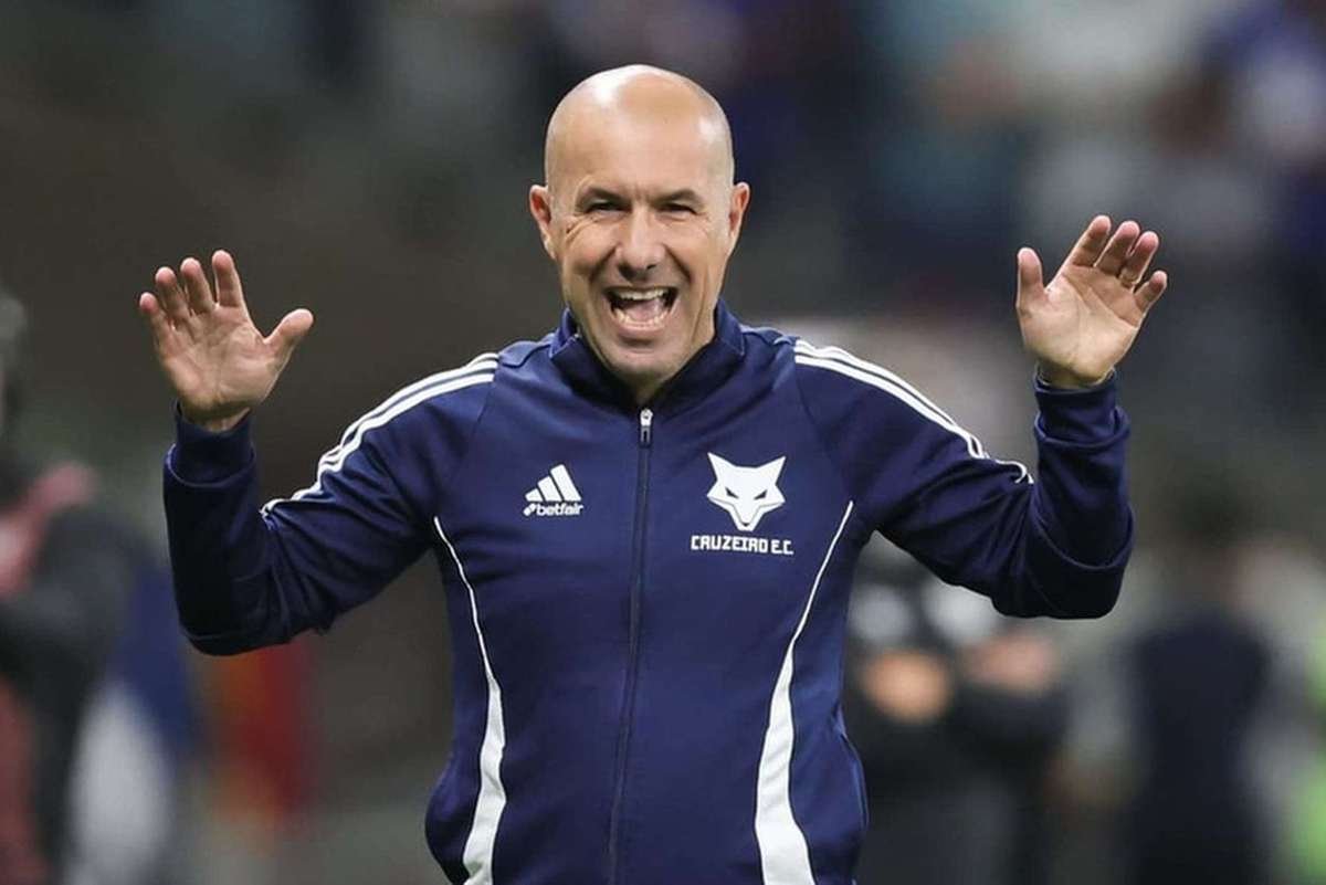 Flamengo Avança nas Negociações para Contratar o Técnico Leonardo Jardim e Reforçar a Equipe