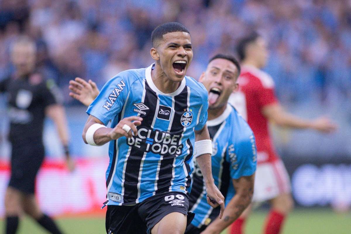 Gauchão 2023: Grêmio Conquista Título com Vitória Impressionante Sobre o Inter, Impulsionado por Amuzu