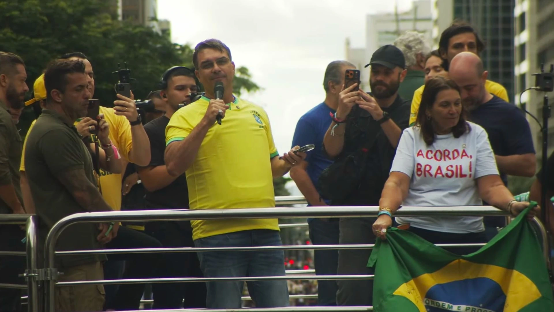 Governistas Avaliam Protesto na Avenida Paulista como um 'Fraco Reflexo' da Insatisfação Popular