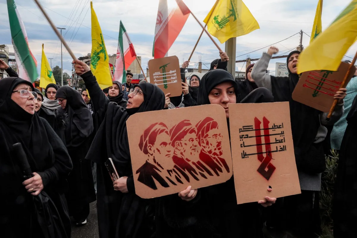Manifestação contra os EUA em Teerã