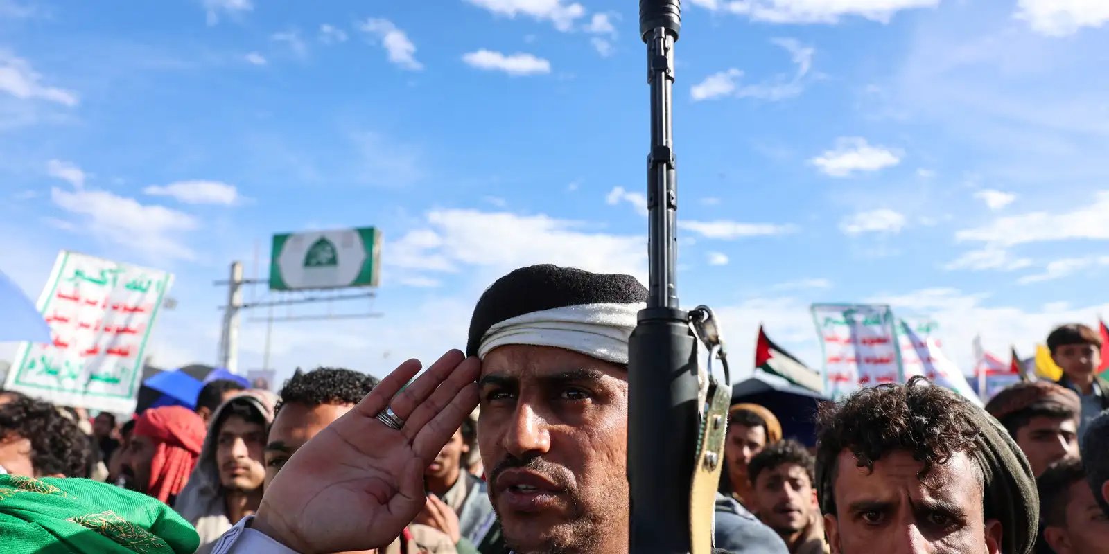 Houthis do Iémen Anunciam Prontidão para Intervenção em Conflito Regional: O Que Isso Significa para a Estabilidade do Oriente Médio?