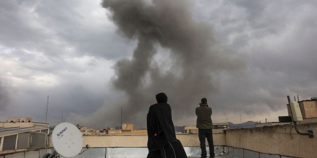 Israel Intensifica Conflito: Novo Ataque Atinge Centro de Teerã e Agita Cenário Geopolítico