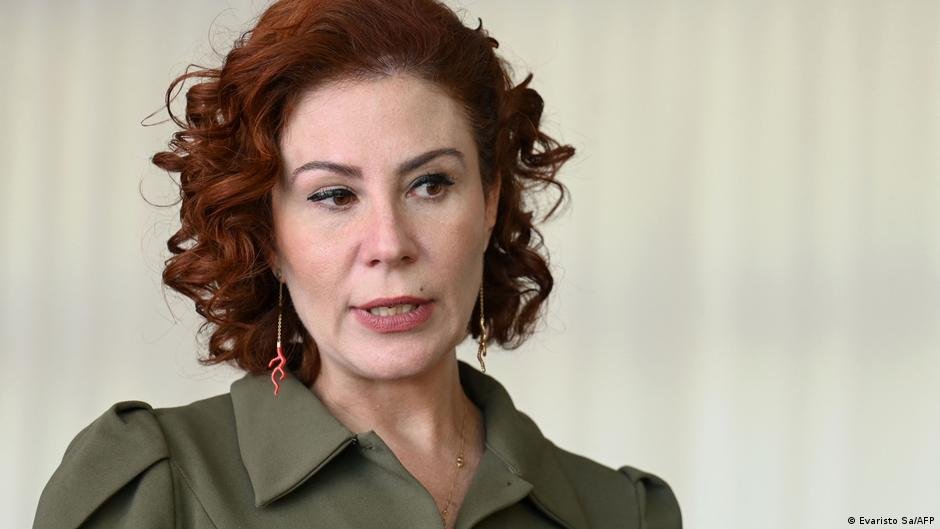 Justiça Italiana Aprova Extradição de Carla Zambelli: Implicações e Repercussões no Cenário Político Brasileiro