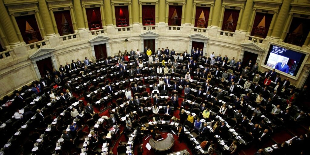 Justiça argentina rejeita partes da reforma trabalhista de Milei